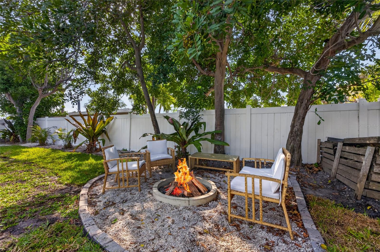 ST PETERSBURG BEACH NORTH UNIT 7 - Residential