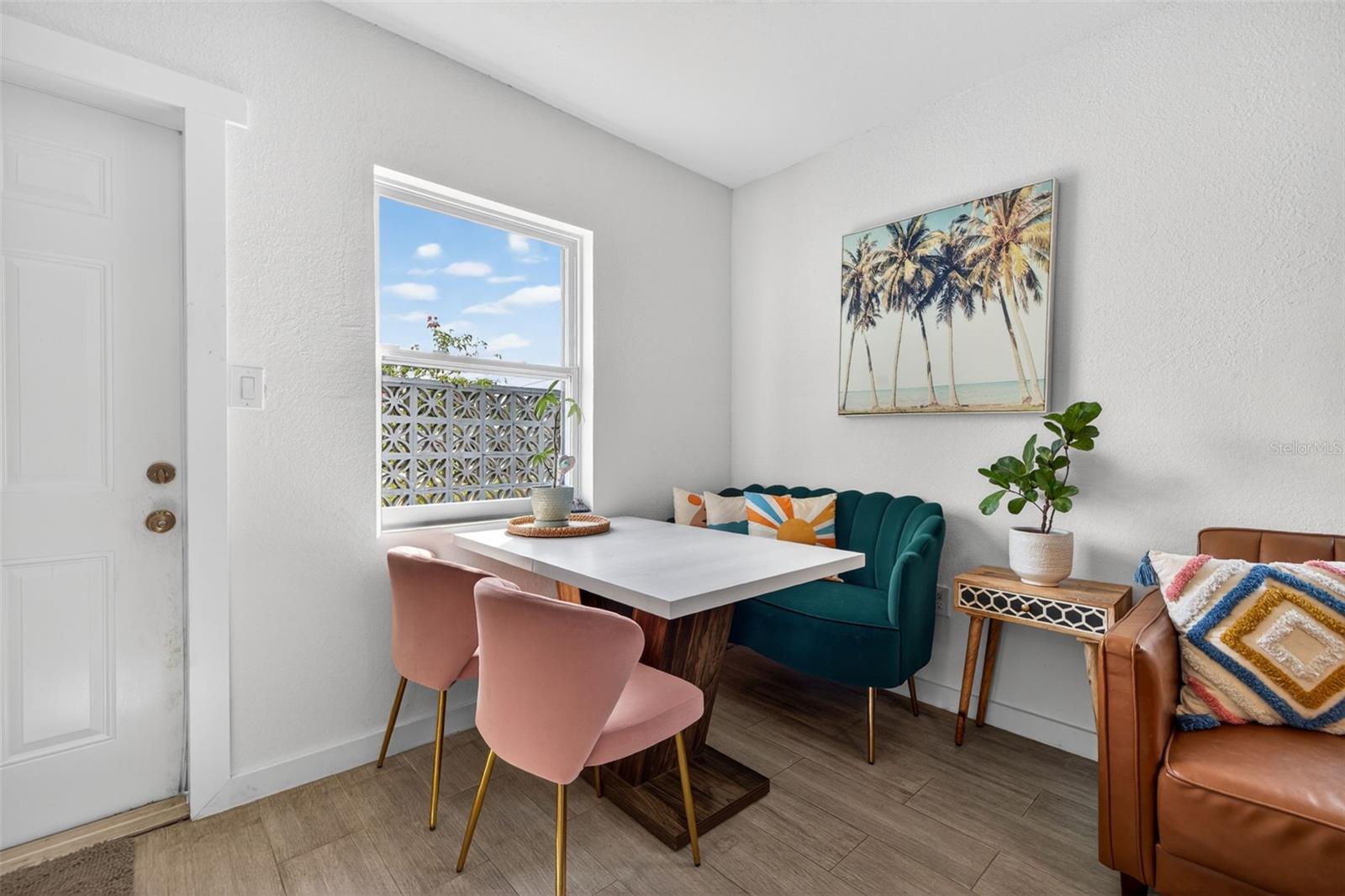 ST PETERSBURG BEACH NORTH UNIT 7 - Residential