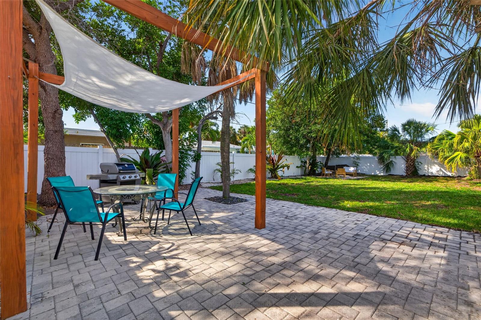 ST PETERSBURG BEACH NORTH UNIT 7 - Residential