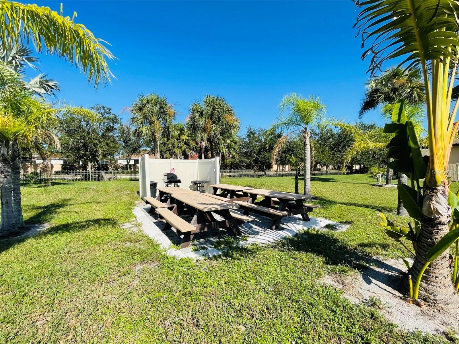 TALA LAKES PH 10 BLDG L - Residential Lease