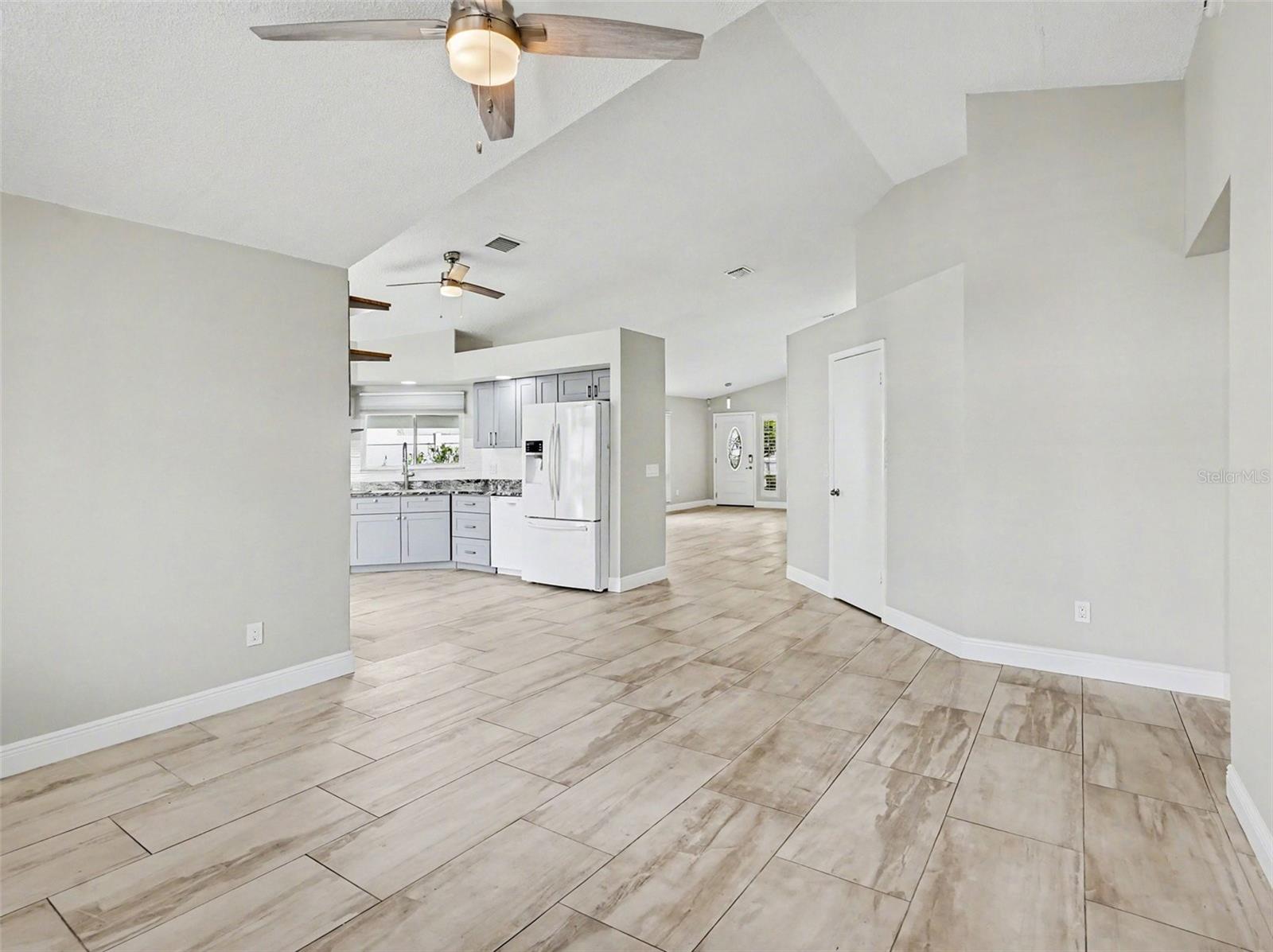 SPRING LAKE - Residential