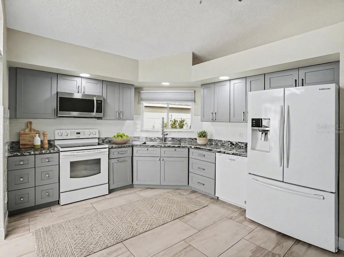 SPRING LAKE - Residential