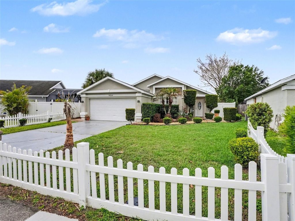 Photo of 14564 Huntingfield Drive, Orlando, FL 32824 (MLS # O6402875)