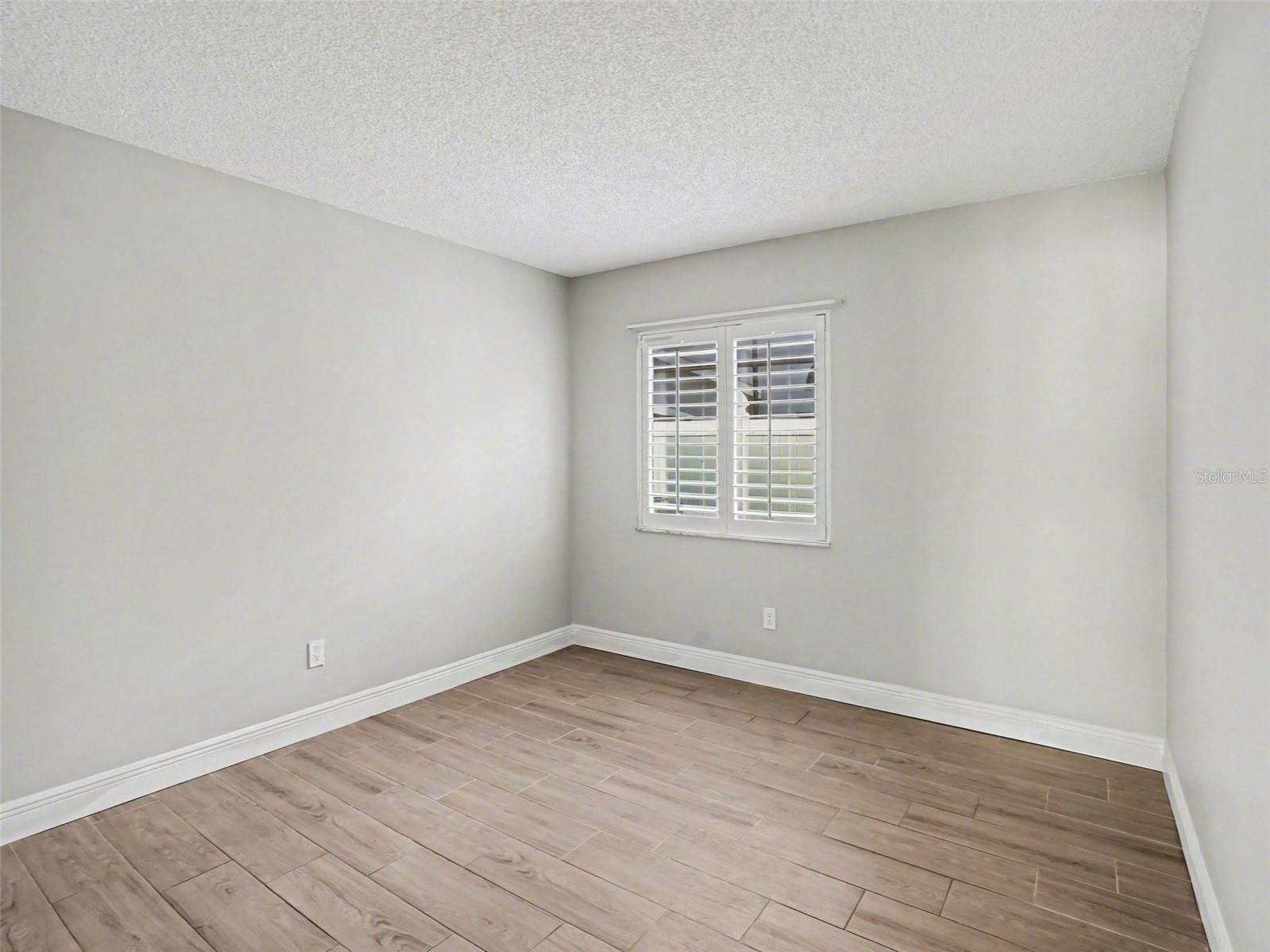 SPRING LAKE - Residential