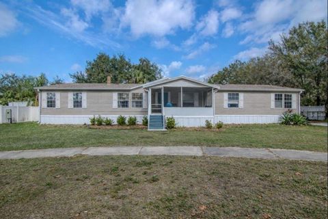 Photo of 10404 Hawk Court, Riverview, FL 33578 (MLS # TB8462728)