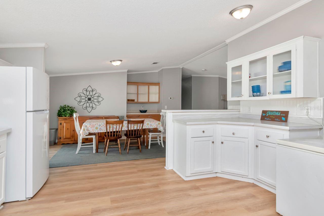 BRUSSELS BOY PH I & II - Residential