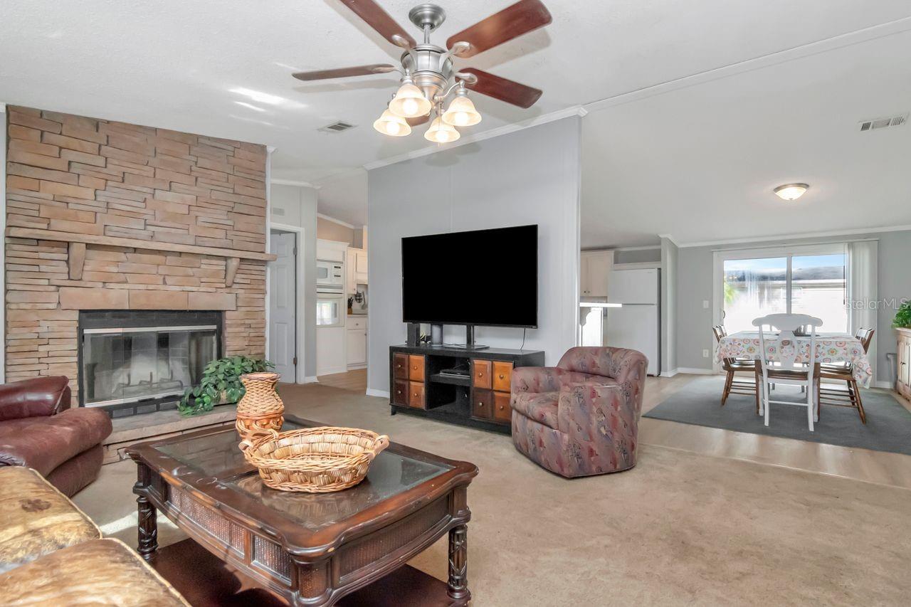 BRUSSELS BOY PH I & II - Residential