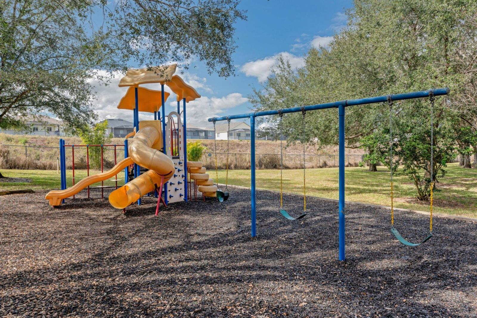 BAHAMA BAY - Residential