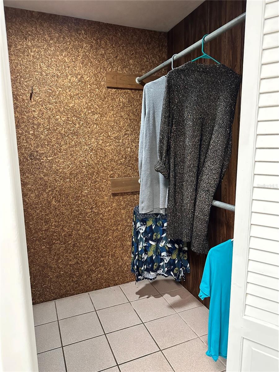 ESTATE/N - Residential