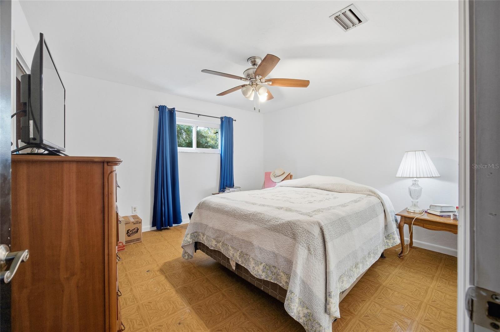 ESTATE/N - Residential