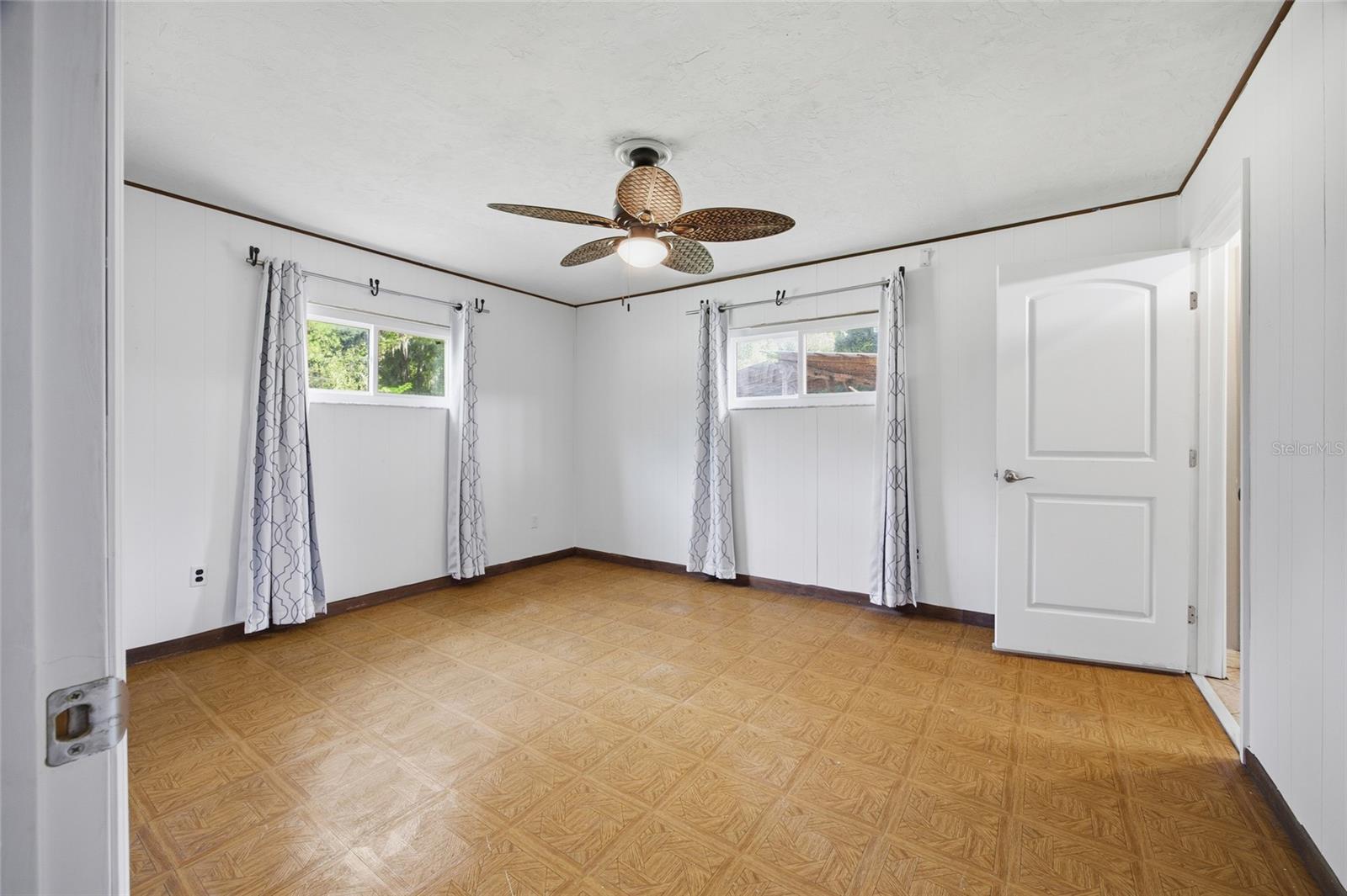 ESTATE/N - Residential