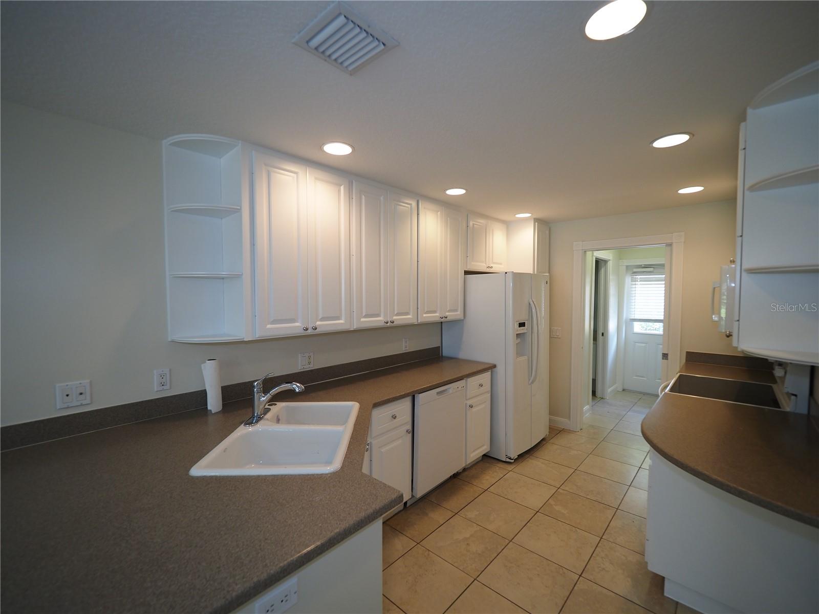 SAN PALERMO - Residential Lease