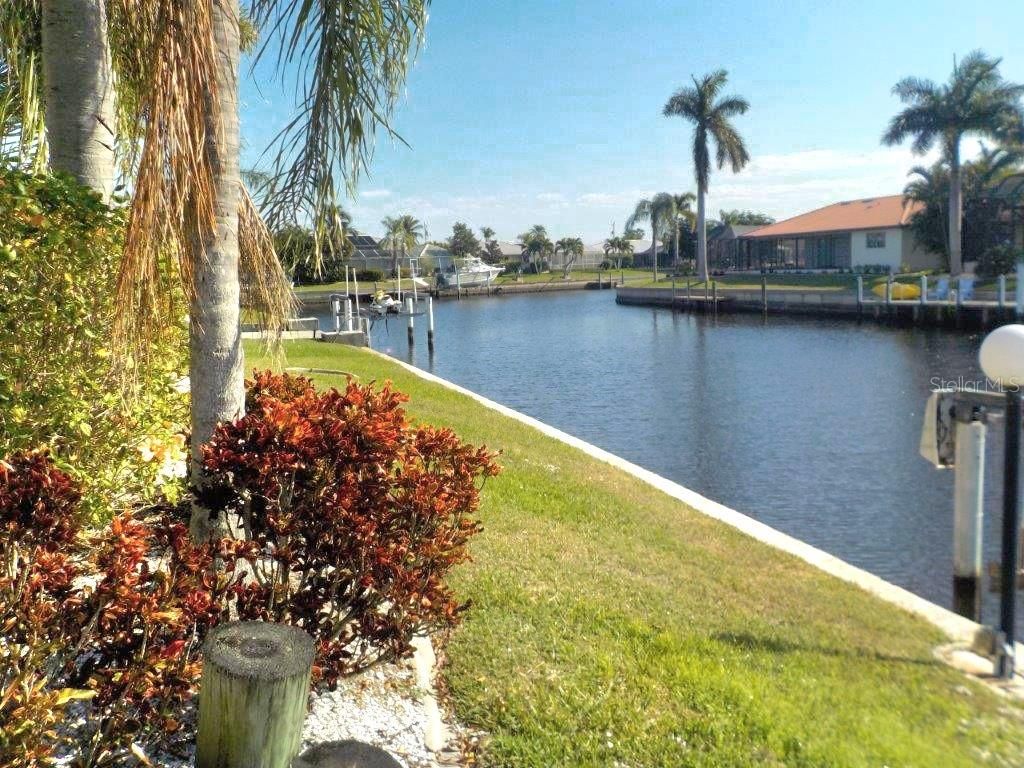 Photo of 1605 Via Bianca, Punta Gorda, FL 33950 (MLS # C7525911)