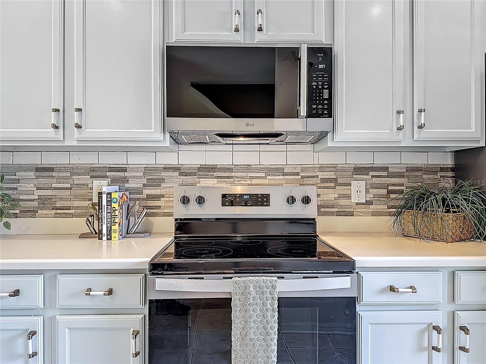 VICTORIA PINES CONDO - Residential