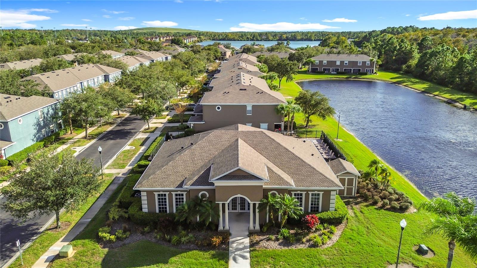 VICTORIA PINES CONDO - Residential