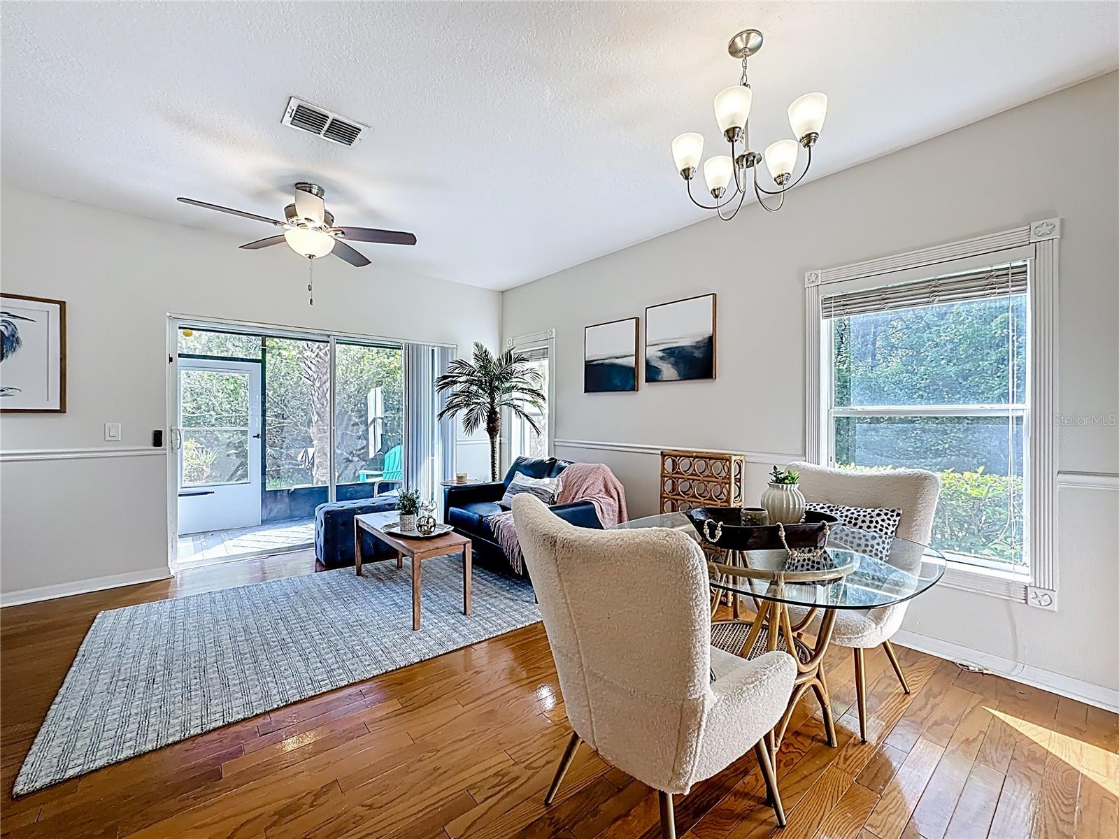 VICTORIA PINES CONDO - Residential