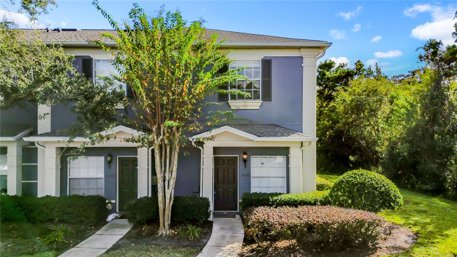 VICTORIA PINES CONDO - Residential