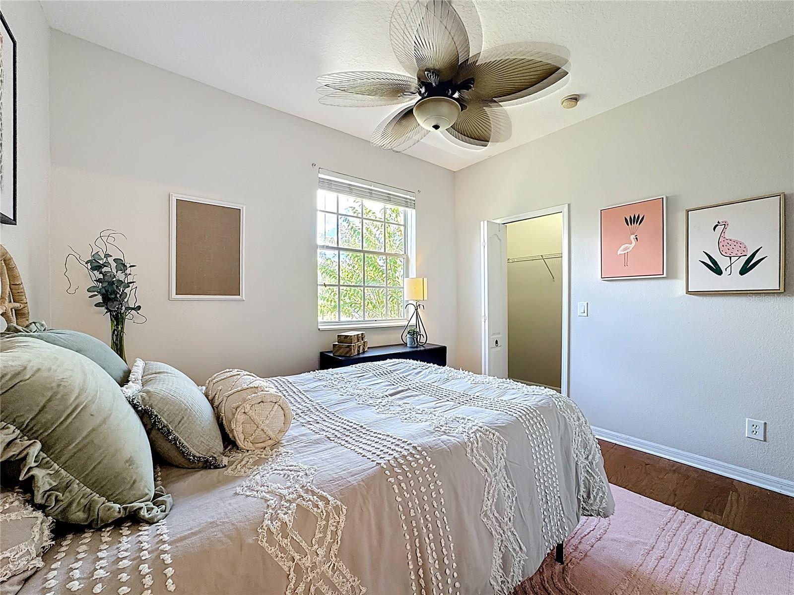 VICTORIA PINES CONDO - Residential