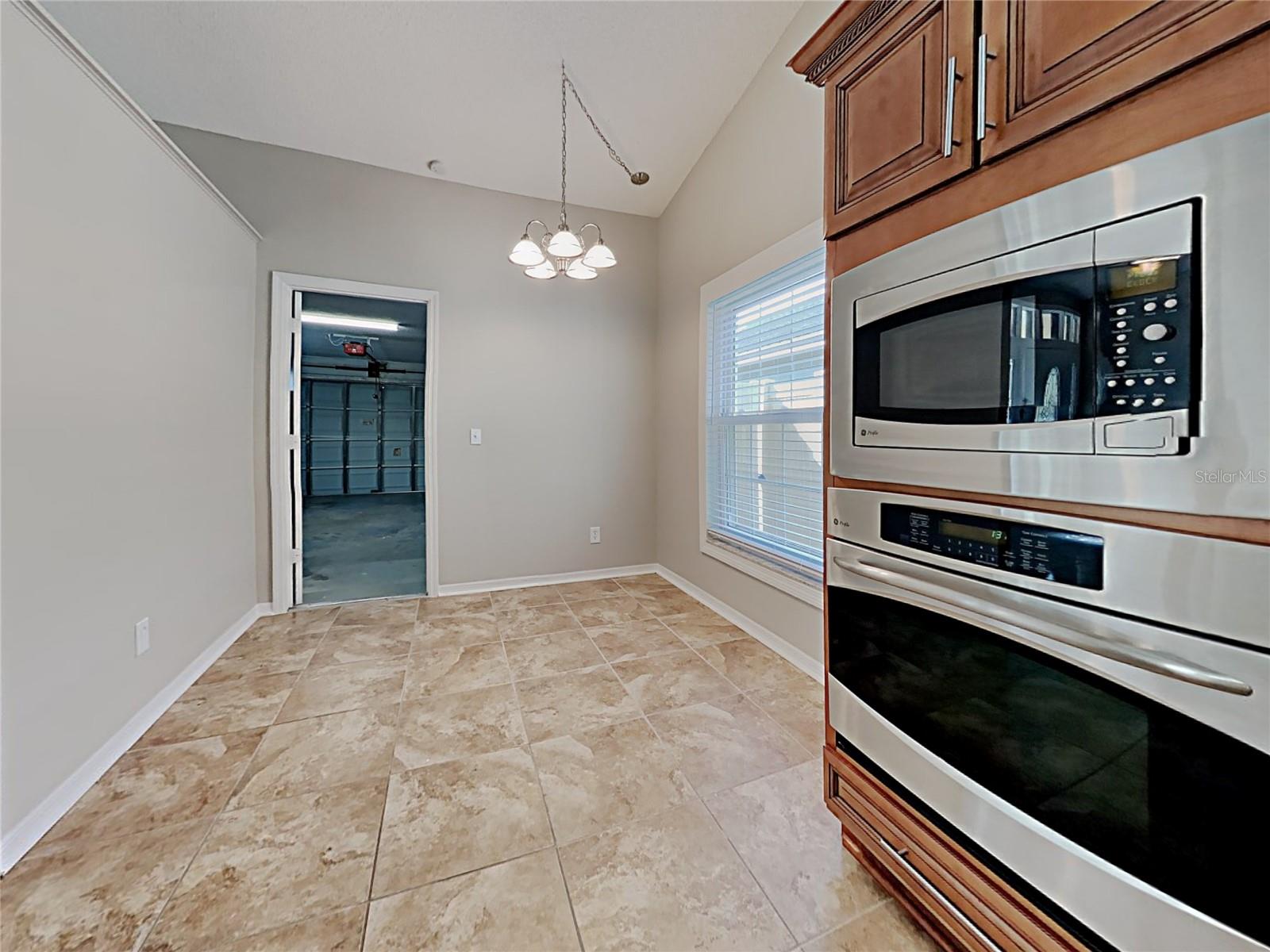 ALAFAYA WOODS PH 5 - Residential