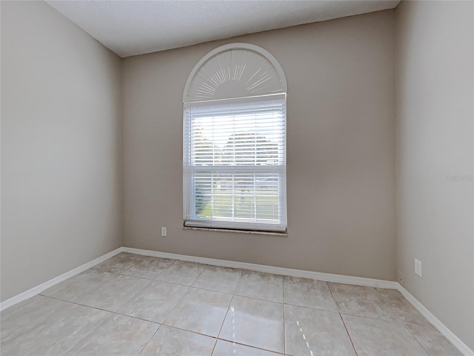 ALAFAYA WOODS PH 5 - Residential