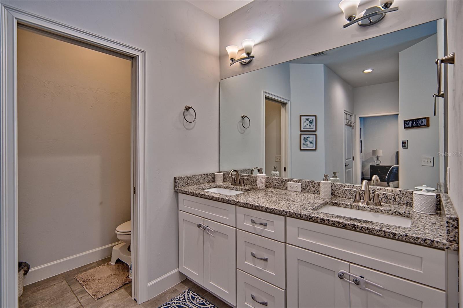 FLETCHER OAKS - Residential