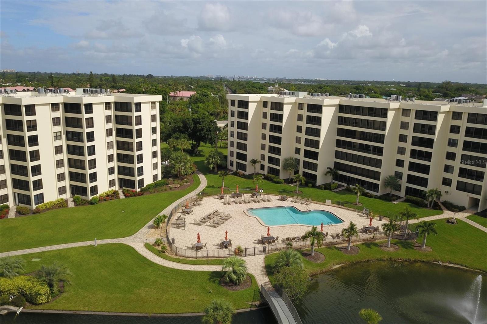 GULF & BAY CLUB - Residential Lease