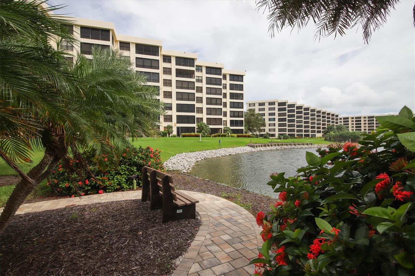 GULF & BAY CLUB - Residential Lease