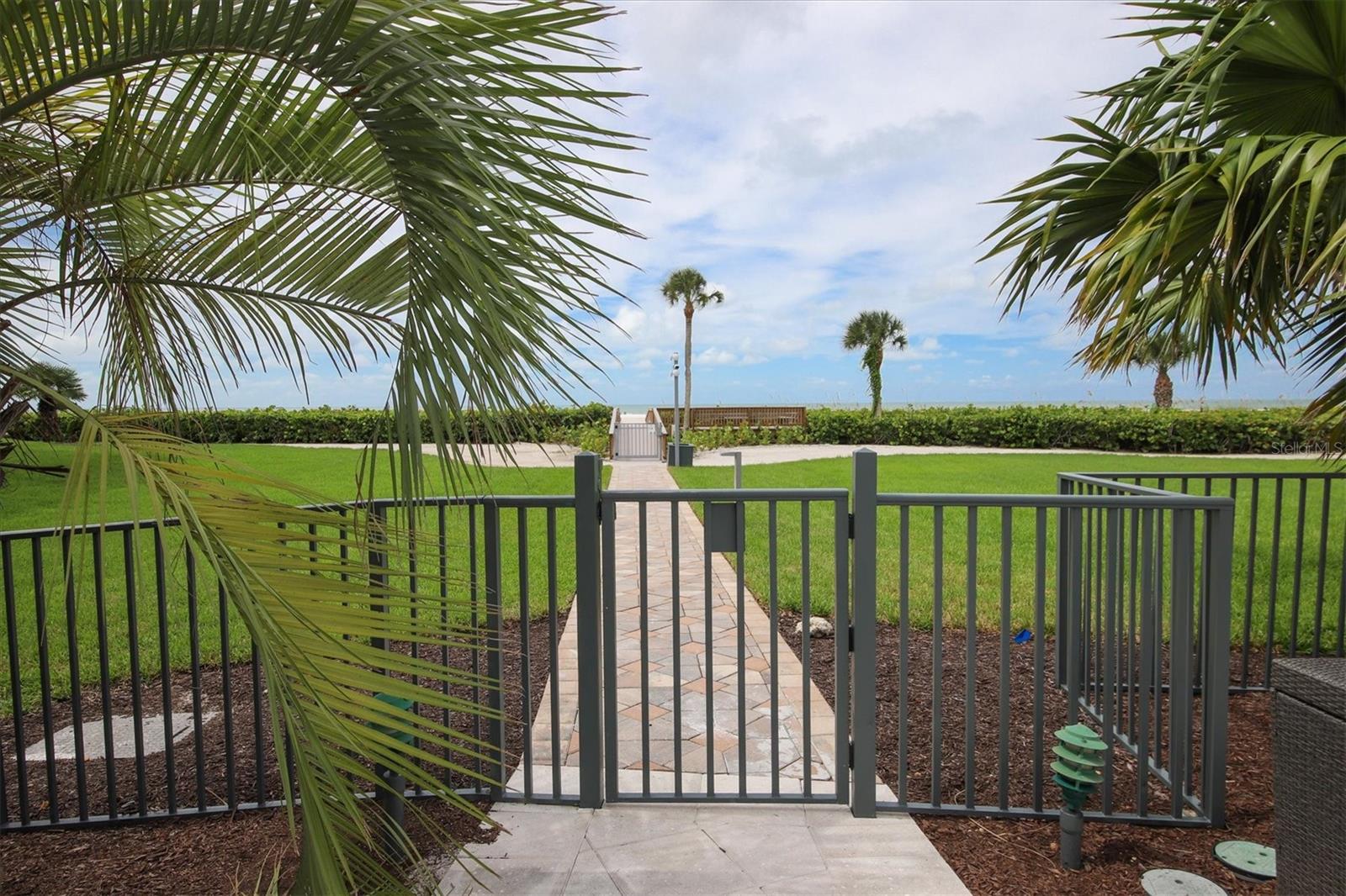 GULF & BAY CLUB - Residential Lease