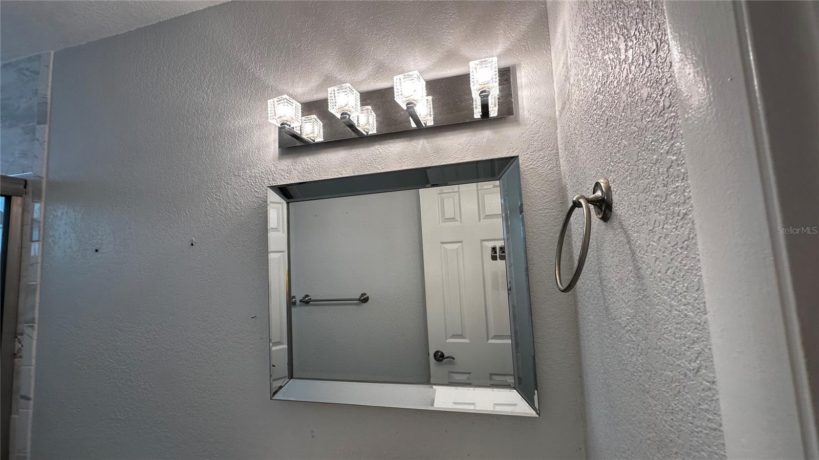 ON TOP OF THE WORLD - Residential