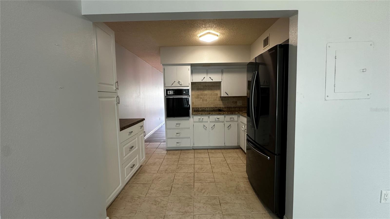 ON TOP OF THE WORLD - Residential