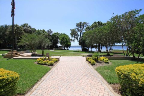 A home in PALM HARBOR