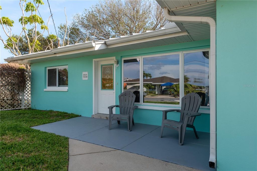 Photo of 2010 Bayview Place, Indian Rocks Beach, FL 33785 (MLS # TB8391113)