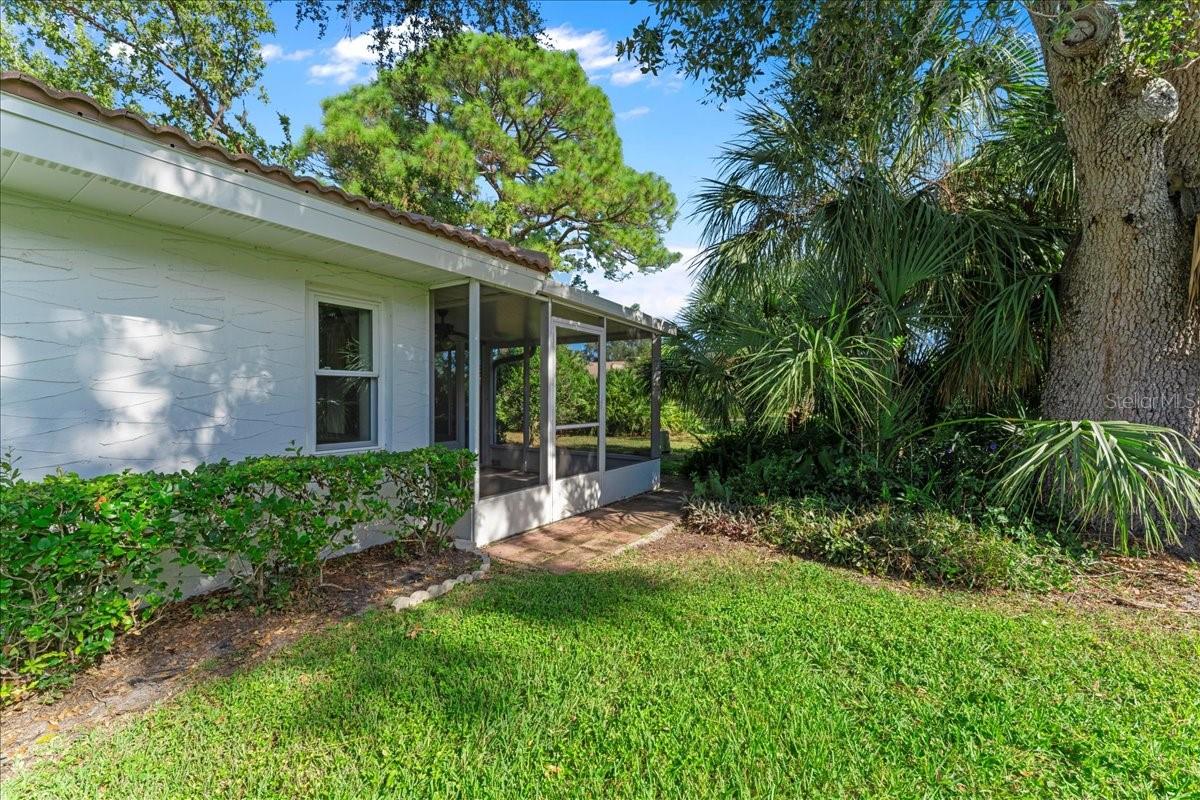 GARDEN LAKES VILLAS SEC 1 - Residential