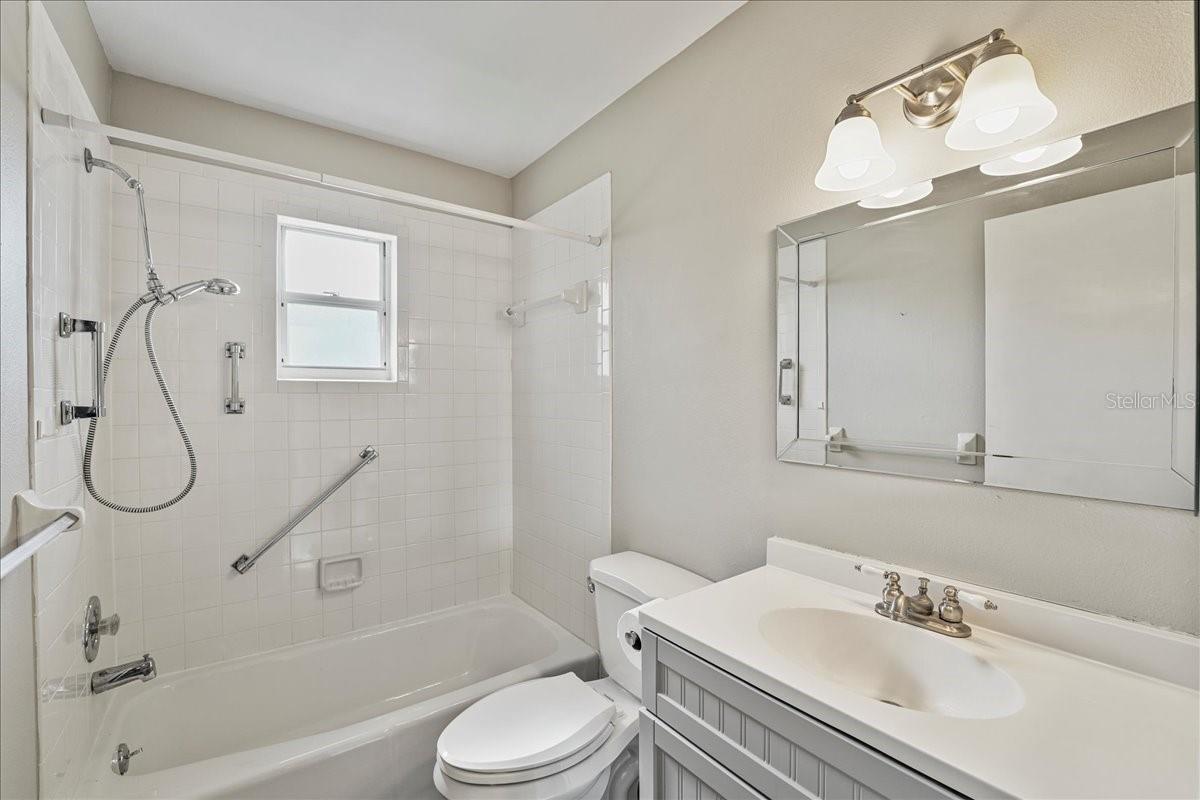 GARDEN LAKES VILLAS SEC 1 - Residential