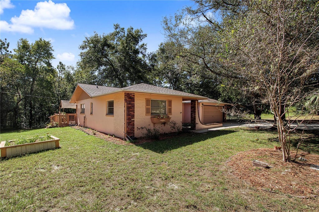 Photo of 1414 W Evergreen Drive, Citrus Springs, FL 34434 (MLS # OM734746)