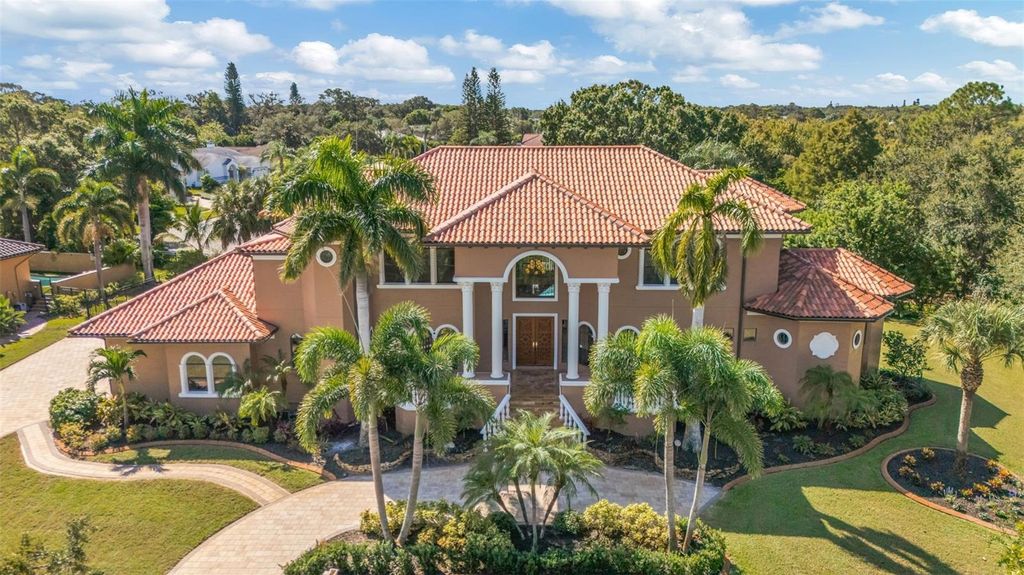 Photo of 1079 Ashland Avenue, Tarpon Springs, FL 34689 (MLS # W7879362)