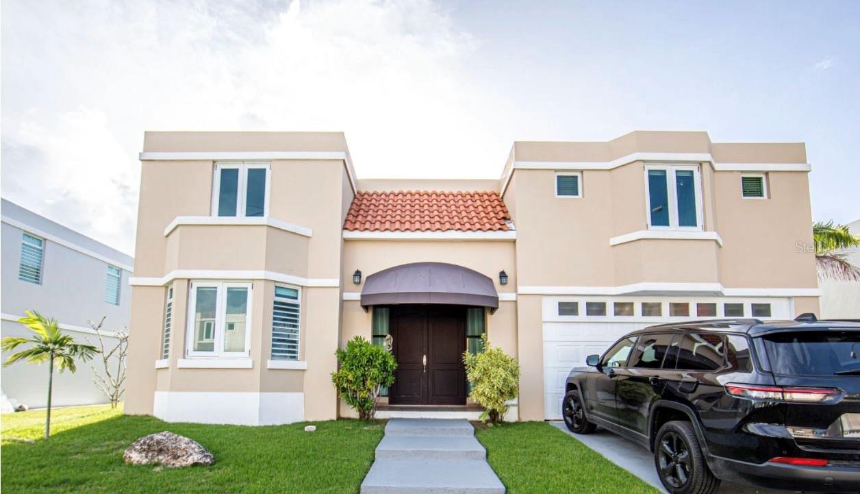 This modern 4-bedroom, 2.5-bath rental comes fully equipped with Tesla solar panels, capped electricity included (within Luma’s perimeter), high-speed Wi-Fi, and a fenced backyard perfect for families or pets. Located in the highly desirable Golfo de Alaska community, you’ll enjoy top-tier amenities in a quiet, secure neighborhood. This is more than a home, it’s a rare opportunity to lock in a great deal on style, savings, and comfort, all in one.