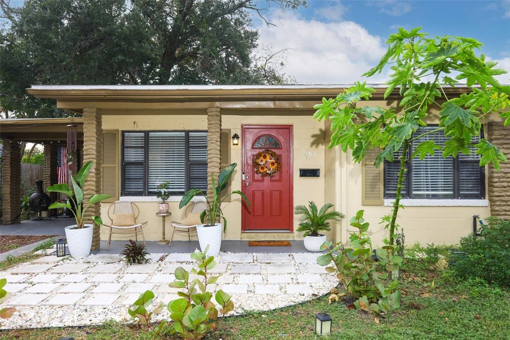 Photo of 410 E Crystal Lake Street, Orlando, FL 32806 (MLS # O6372531)