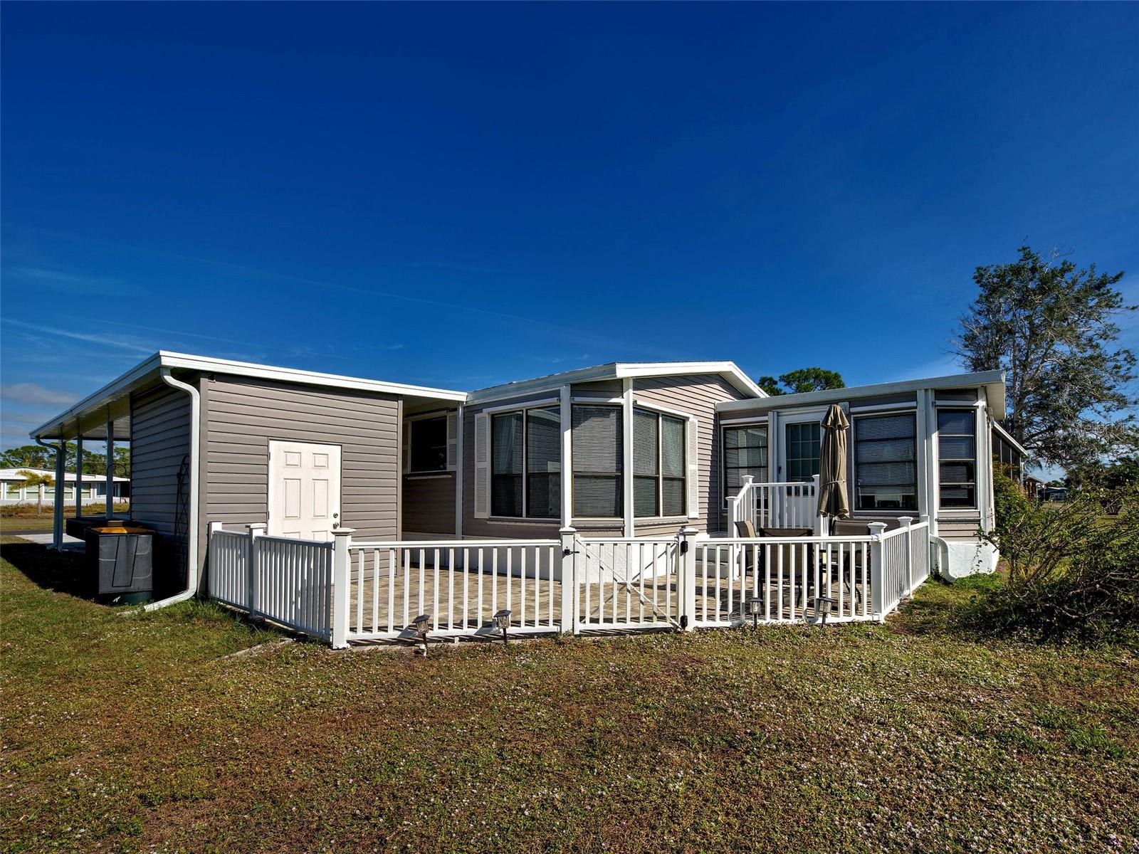 SANDALHAVEN ESTATES - Residential