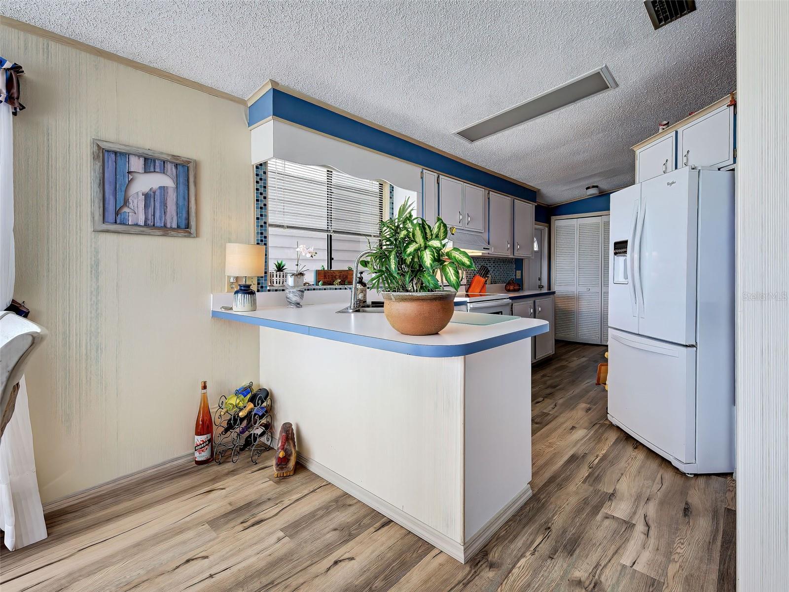 SANDALHAVEN ESTATES - Residential