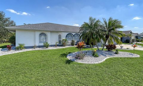 A home in PUNTA GORDA