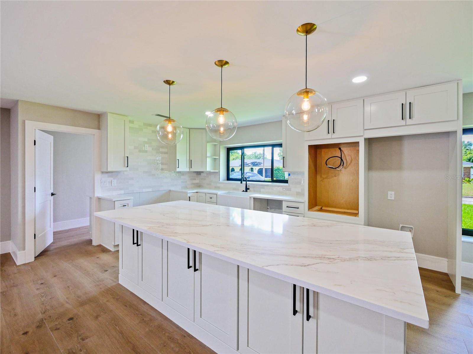 2491 LAUDER DRIVE