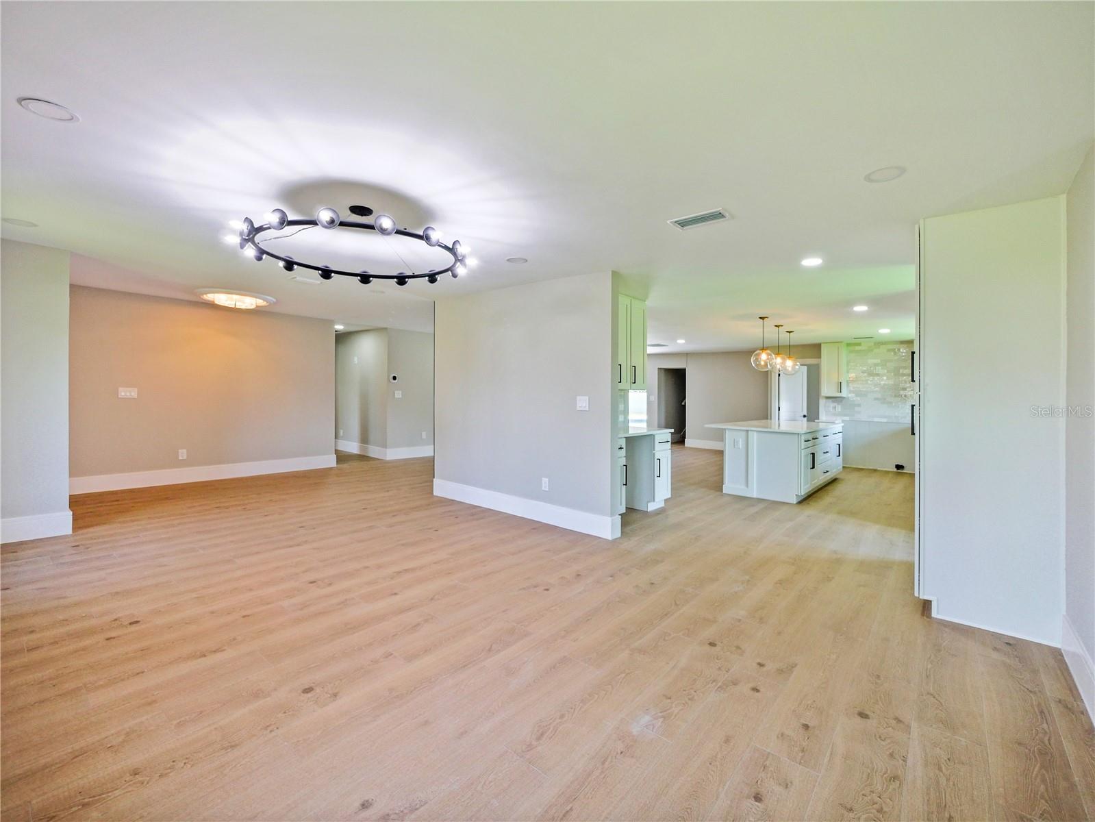 2491 LAUDER DRIVE