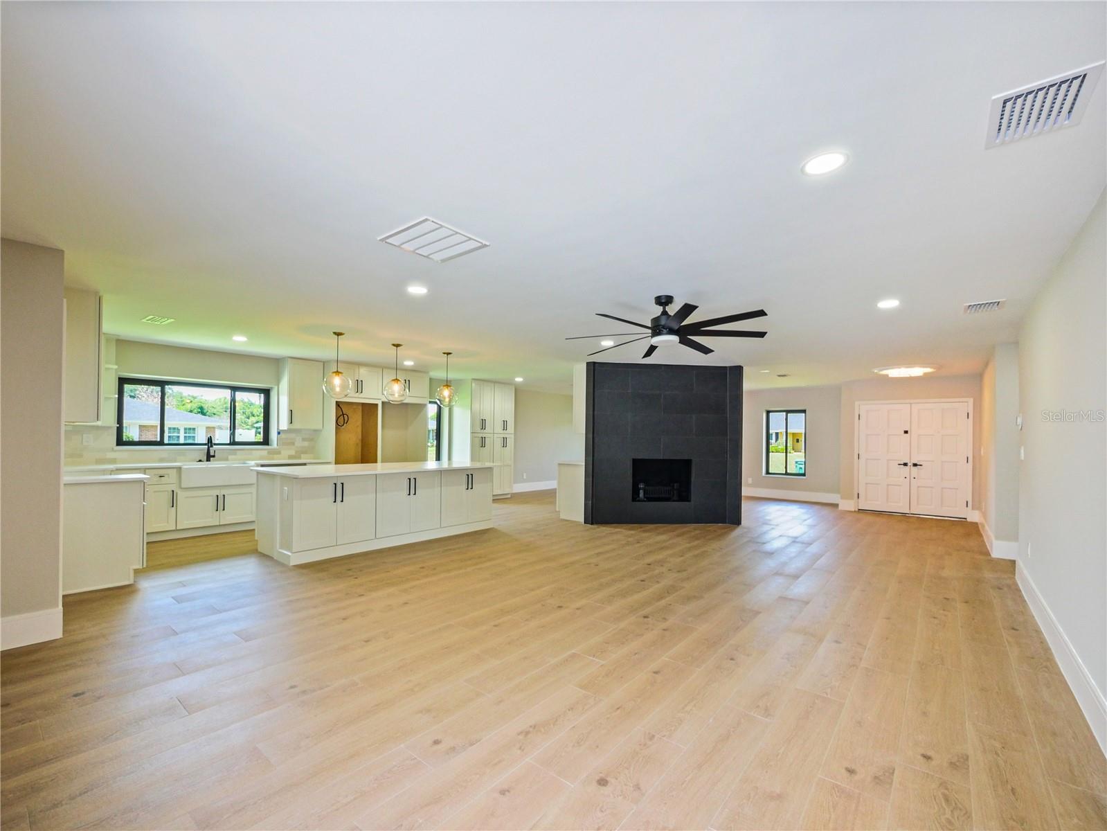 2491 LAUDER DRIVE