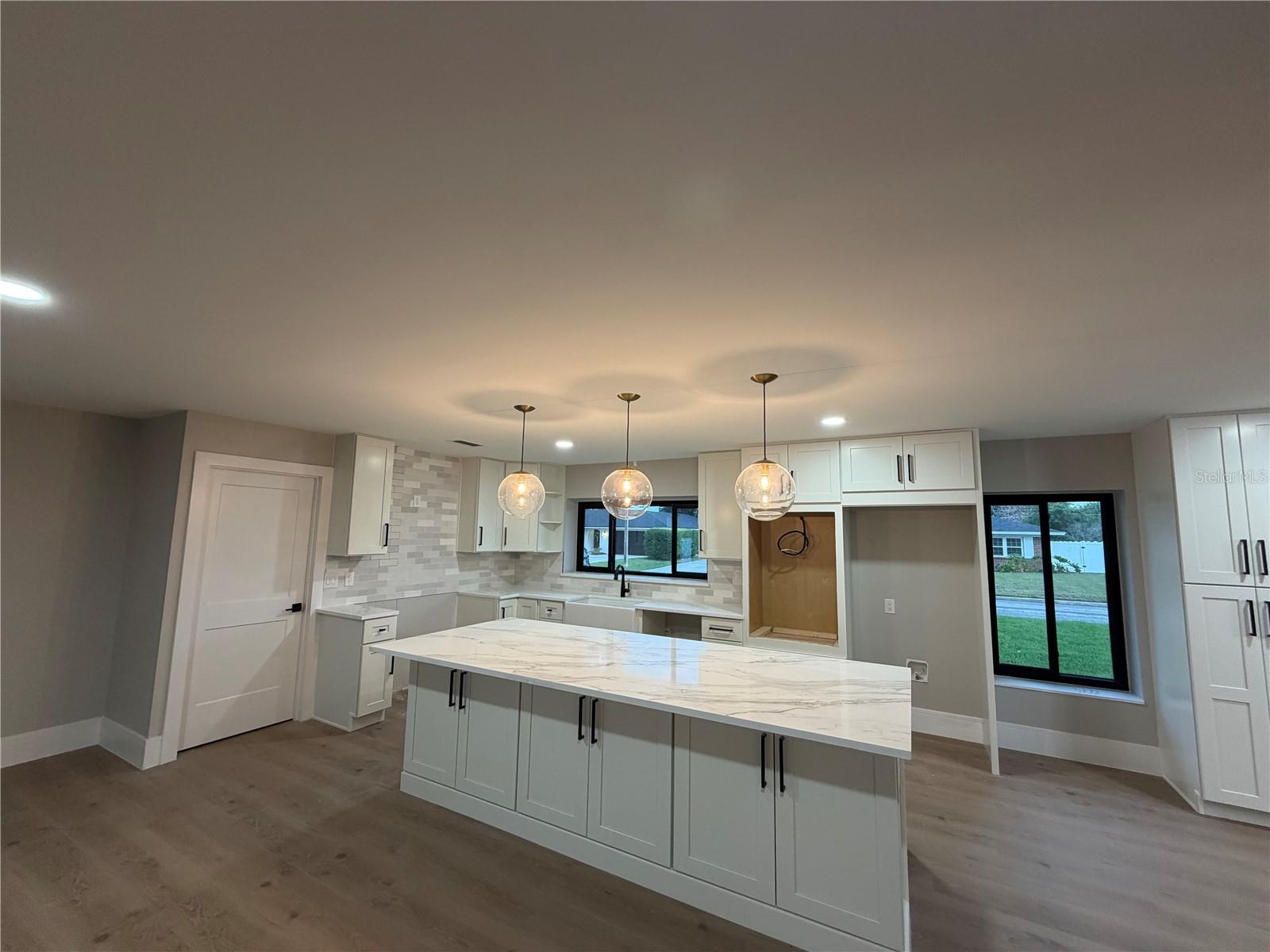 2491 LAUDER DRIVE