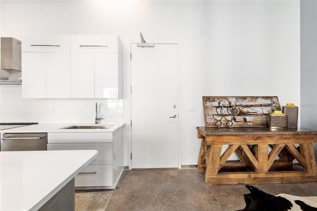 Photo of 302 SE Broadway Street #330, Ocala, FL 34471 (MLS # OM698869)