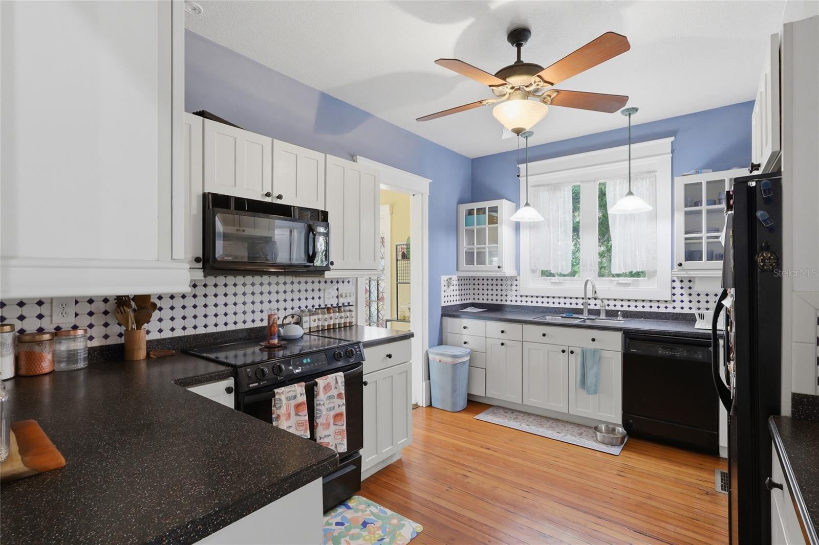 TEMPLE CREST UNIT 2 - Residential