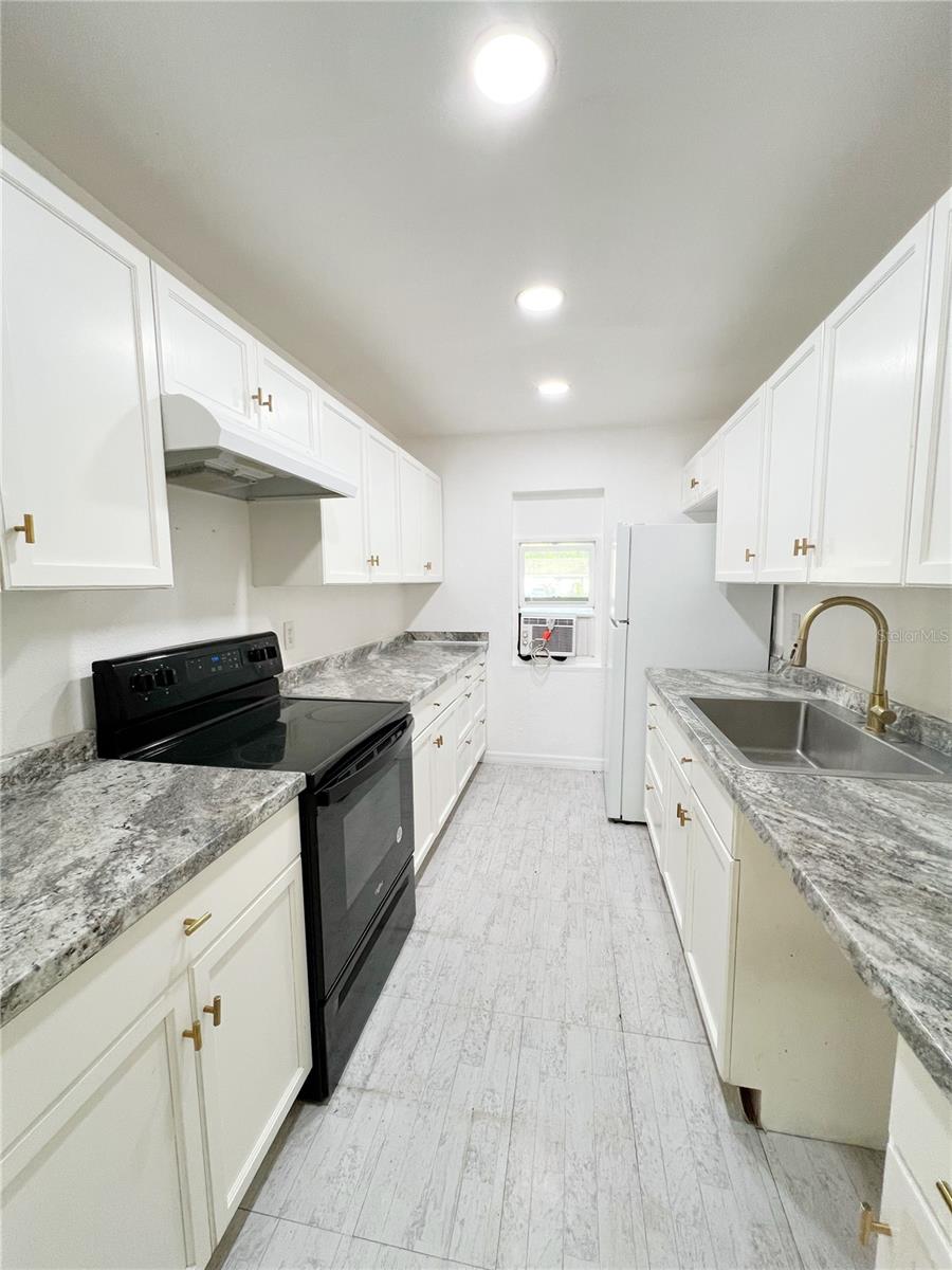 WOODMERE TERRACE - Residential