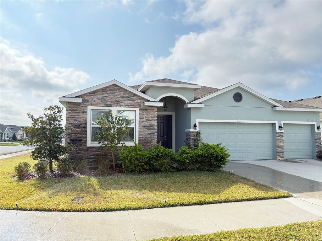 Photo of 5758 SW 80th Place, Ocala, FL 34476 (MLS # OM714053)