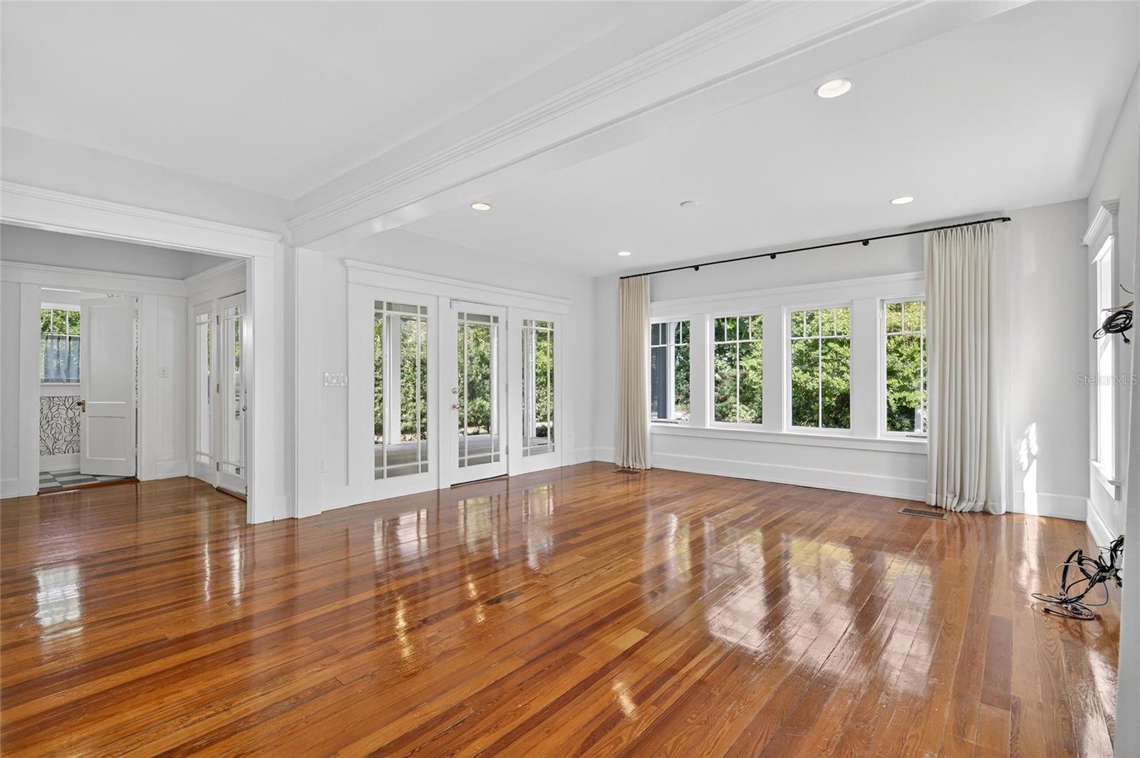 HARBOR VIEW - Residential Lease